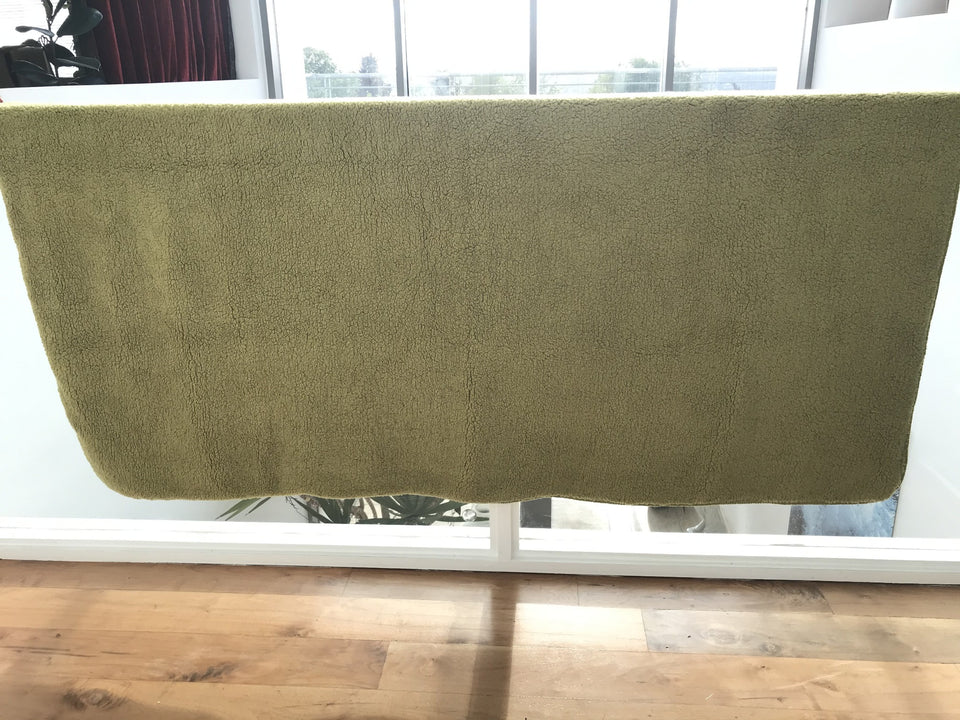 Super Soft Fleecy Throw