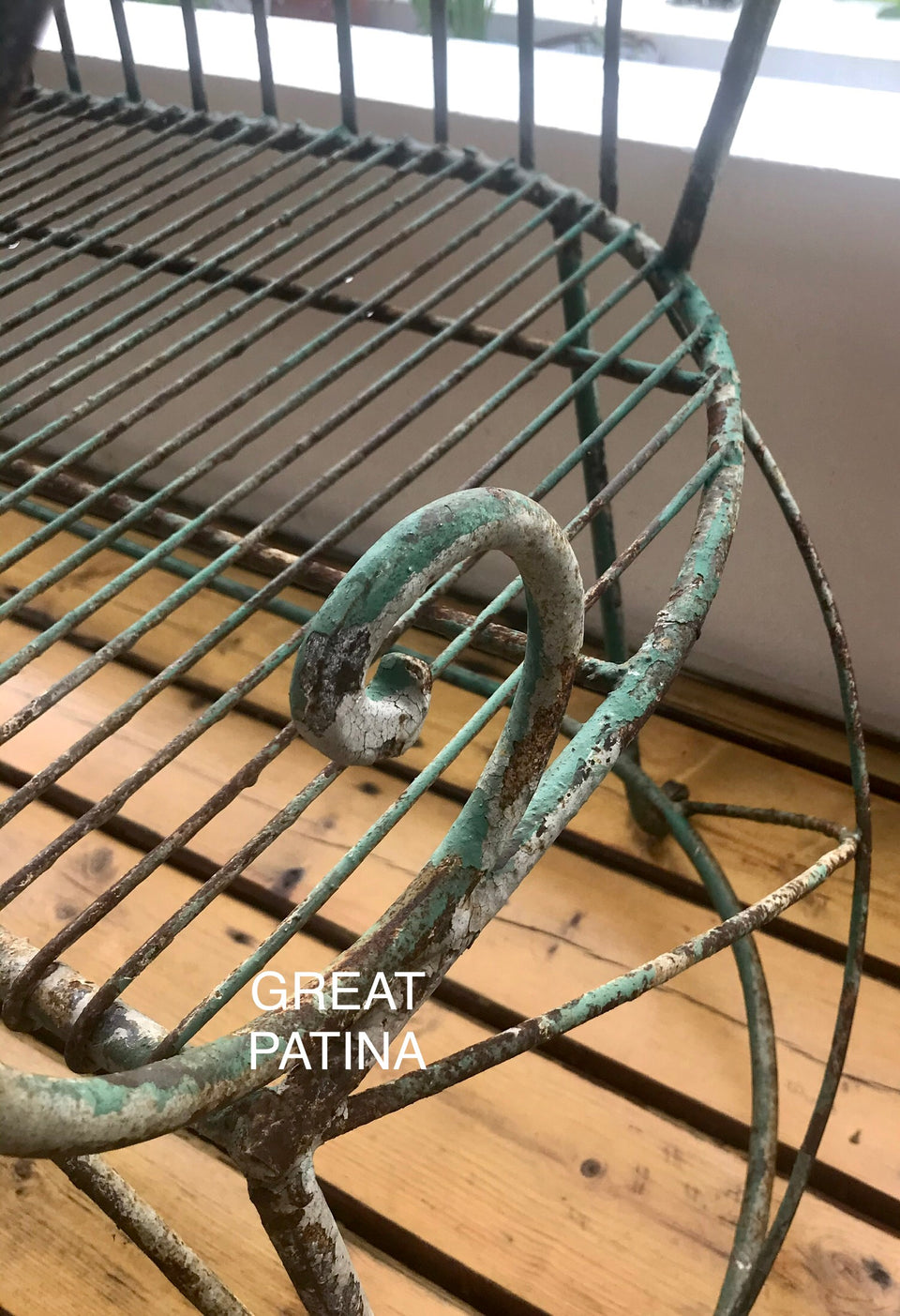 Stylish Metal Bench Seat (2)